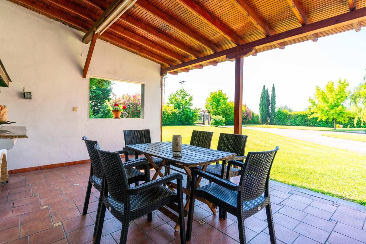 Villa Bougainvillea Epanomi Exteriör bild